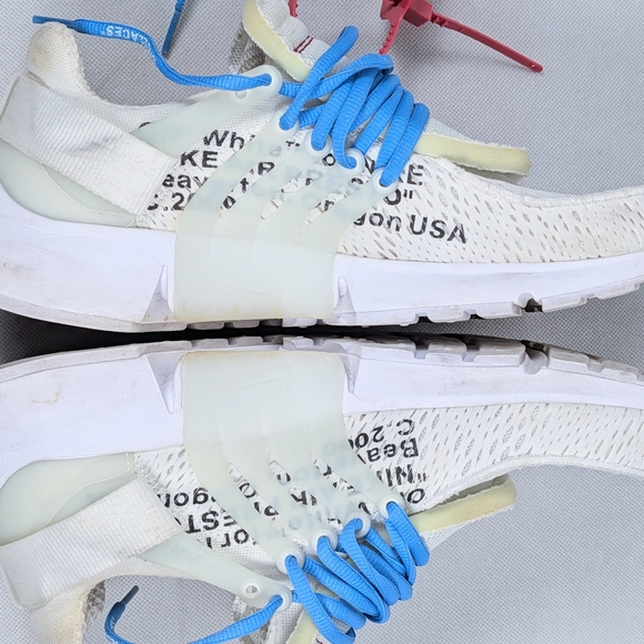 Nike White Sneakers with Multicolor Laces